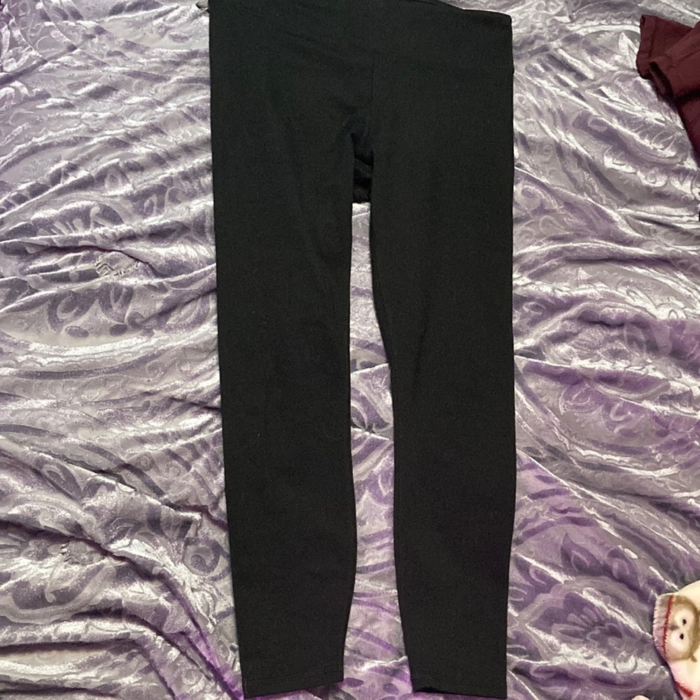 Black leggings with pocket on the inside